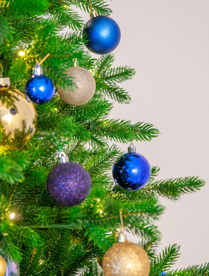 Altair series artificial Christmas tree made of 100% die-cast.